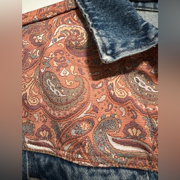 Vintage jean jacket - Picture 2 of 4